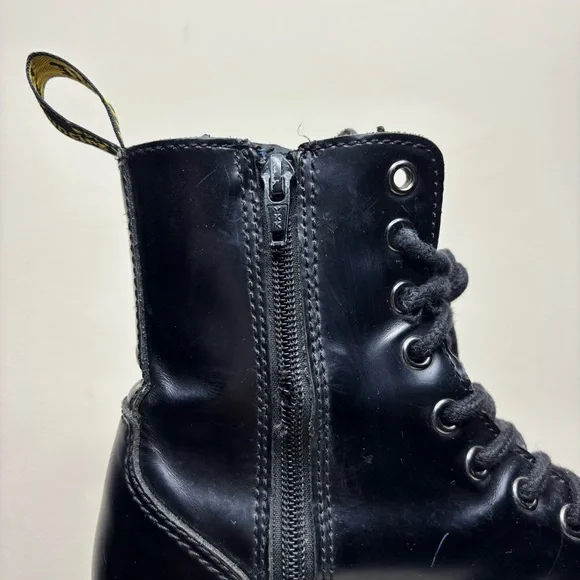 Dr. Martens Jadon Platform Black Smooth Leather Boot Women's Size 6 - Picture 6 of 11